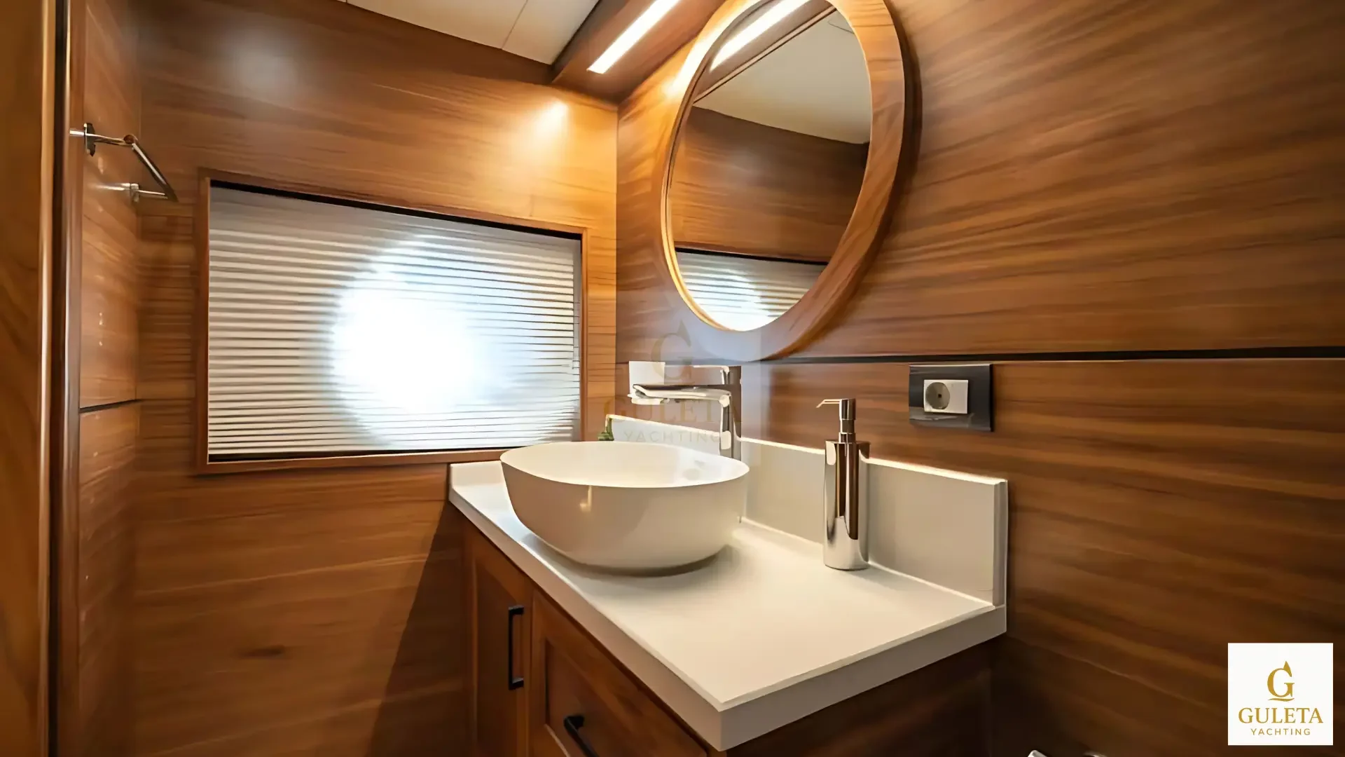 Bathroom facilities with modern design in Junior Orçun